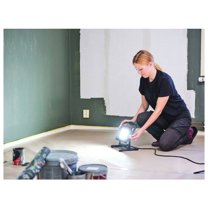 Lampe de chantier/projecteur - RAPID - The Painter+ - LED 5k Lumens, peinture - IP65 - 6000 Kelvins - Emballage FSC - (5001730) Lampe de chantier/projecteur - RAPID - The Painter+ - LED 5k Lumens, peinture - IP65 - 6000 Kelvins - Emballage FSC - (5001730)