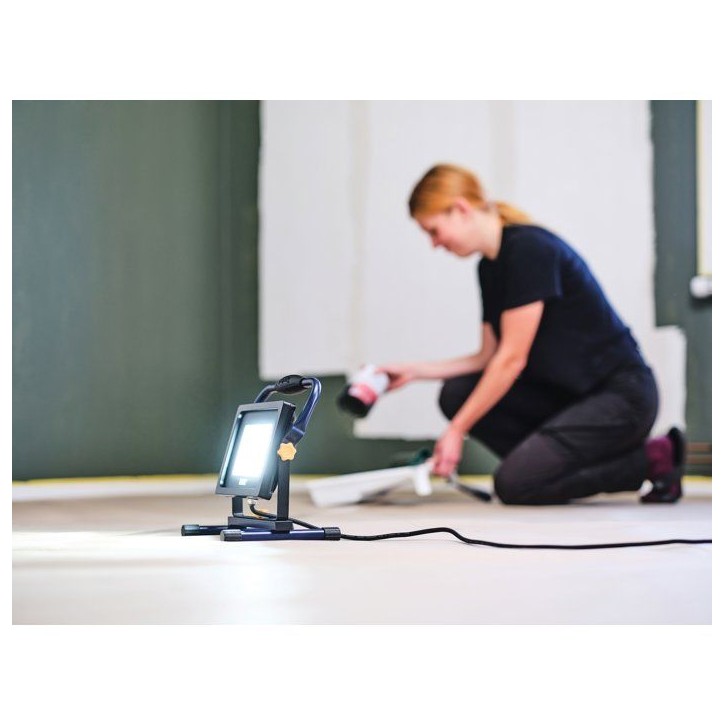 Lampe de chantier/projecteur - RAPID - The Painter+ - LED 5k Lumens, peinture - IP65 - 6000 Kelvins - Emballage FSC - (5001730) Lampe de chantier/projecteur - RAPID - The Painter+ - LED 5k Lumens, peinture - IP65 - 6000 Kelvins - Emballage FSC - (5001730)