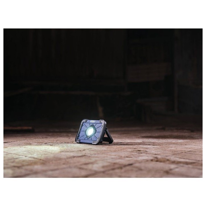 Lampe portative rechargeable - RAPID - The Portable - 3 heures - 1000 Lumens - IP65- Emballage Carton FSC - (5001731) Lampe portative rechargeable - RAPID - The Portable - 3 heures - 1000 Lumens - IP65- Emballage Carton FSC - (5001731)