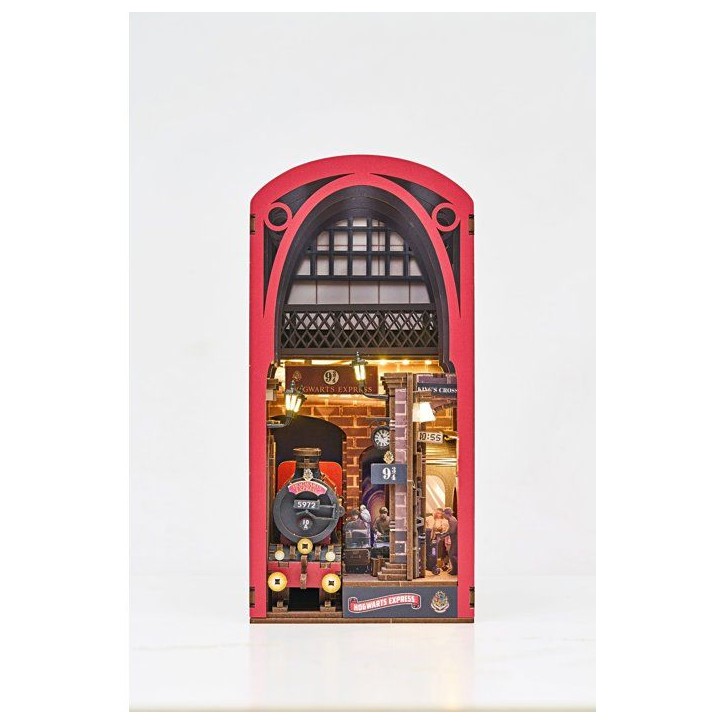 Book Nook - Kit DIY a construire Maquette 3D Serre Livre - REVELL - Tiny Adventures - Harry Potter - Le Poudlard Express - LED Book Nook - Kit DIY a construire Maquette 3D Serre Livre - REVELL - Tiny Adventures - Harry Potter - Le Poudlard Express - LED