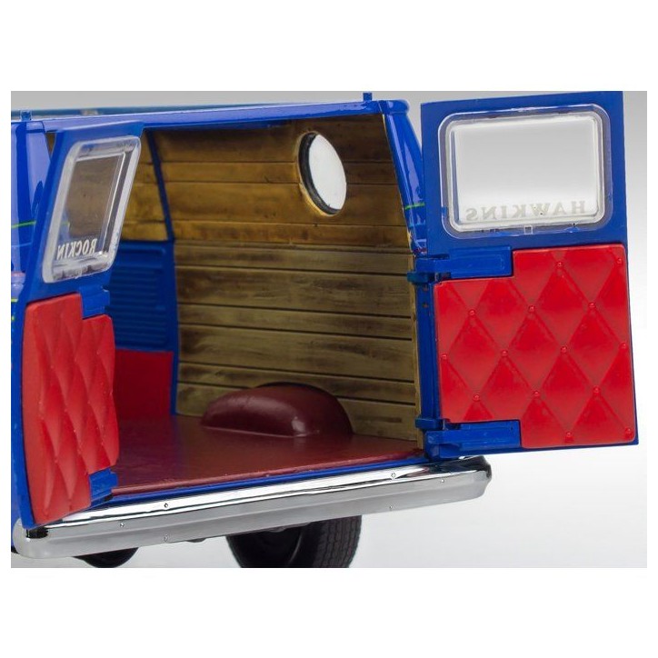 Maquette de voiture - REVELL - Model Set - Stranger Things - GMC WSQK Squawk Van - Avec colle, peintures et accessoires Maquette de voiture - REVELL - Model Set - Stranger Things - GMC WSQK Squawk Van - Avec colle, peintures et accessoires