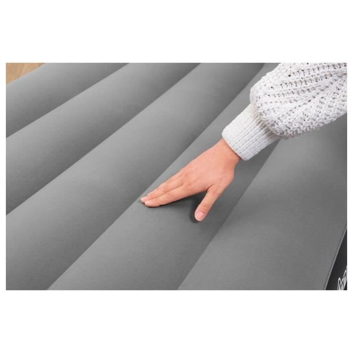 Lit gonflable - BESTWAY - Tritech 1P - 1 place - 191x97x46 cm avec pompe électrique intégrée Lit gonflable - BESTWAY - Tritech 1P - 1 place - 191x97x46 cm avec pompe électrique intégrée