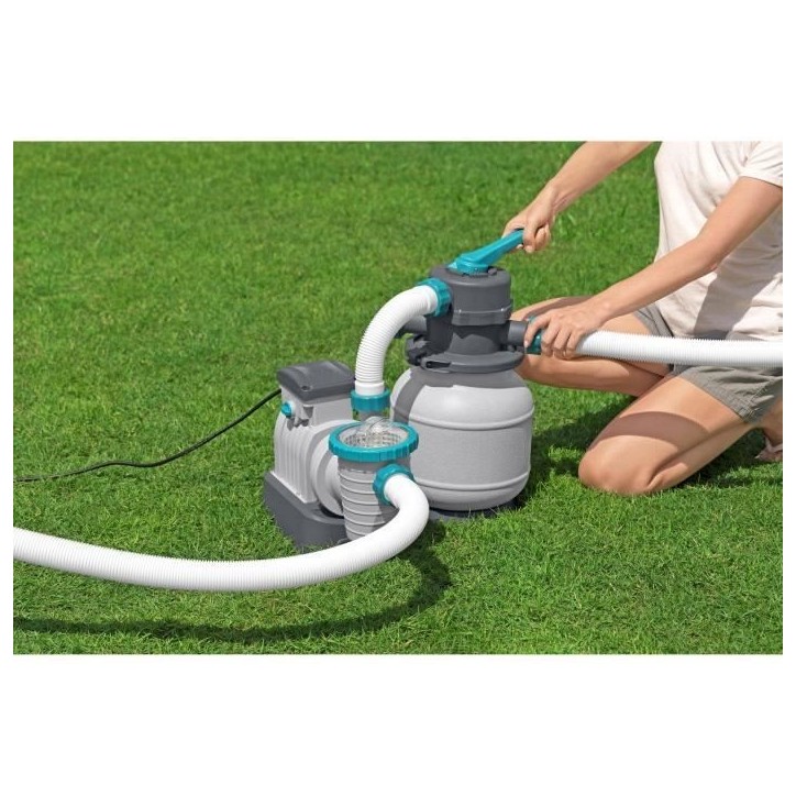 Filtre a sable / pompe de filtration pour piscine jusqu'a 42 m3- Bestway - 6 056 L/h - Avec préfiltre Filtre a sable / pompe de filtration pour piscine jusqu'a 42 m3- Bestway - 6 056 L/h - Avec préfiltre