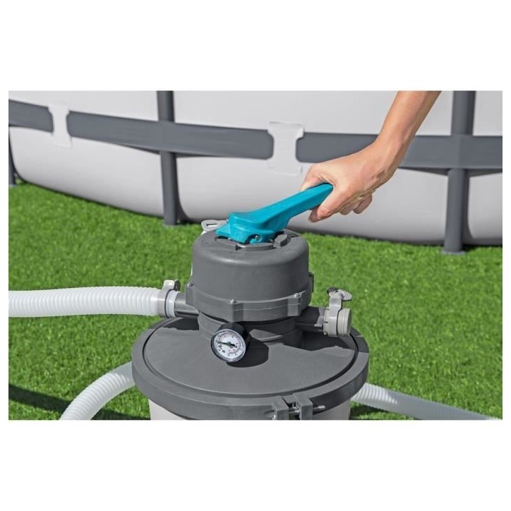 Filtre a sable / pompe de filtration pour piscine jusqu'a 18 m3- Bestway - 3 596 L/h - Avec préfiltre Filtre a sable / pompe de filtration pour piscine jusqu'a 18 m3- Bestway - 3 596 L/h - Avec préfiltre