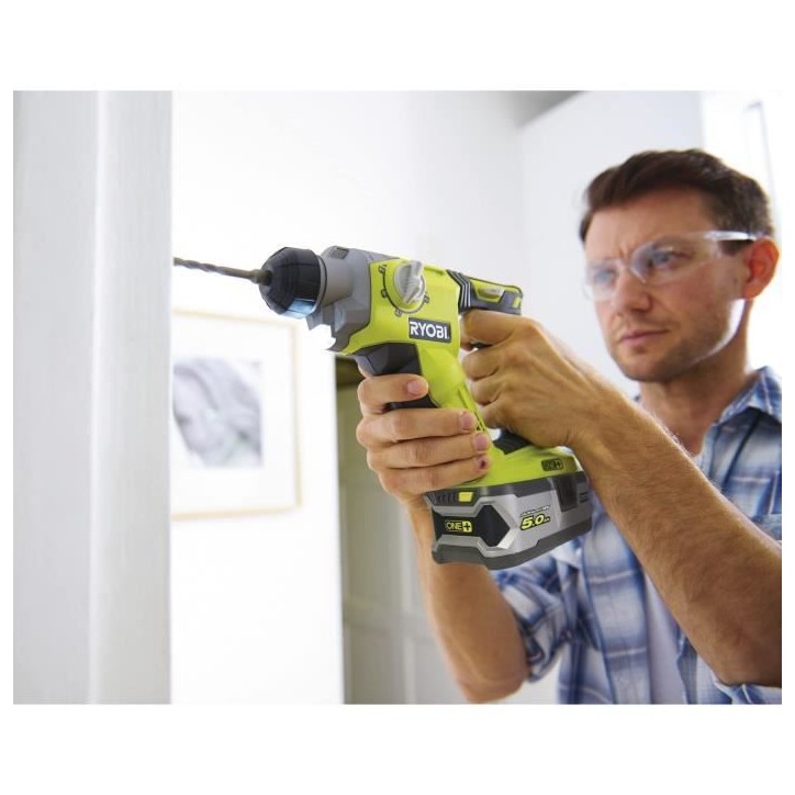 RYOBI - 2 batteries lithium+ 18V ONE+ 5,0 Ah et 1 chargeur ultra rapide 5,0 A - RC18150-250 RYOBI - 2 batteries lithium+ 18V ONE+ 5,0 Ah et 1 chargeur ultra rapide 5,0 A - RC18150-250