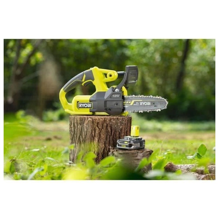 RYOBI - Tronçonneuse compacte 18V ONE+ - guide 20 cm - 4,6 m/s - tendeur latéral + batterie 2,5 Ah et chargeur 1,5 A - RY18CS2 RYOBI - Tronçonneuse compacte 18V ONE+ - guide 20 cm - 4,6 m/s - tendeur latéral + batterie 2,5 Ah et chargeur 1,5 A - RY18CS2