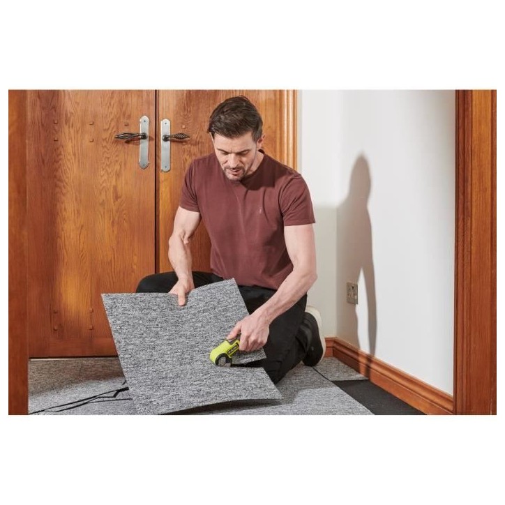 RYOBI - Mini-scie 4V USB Lithium - Câble USB C - 1 batterie 2,0 Ah - Livrée avec 1 lame 38 mm - RCT4-120G RYOBI - Mini-scie 4V USB Lithium - Câble USB C - 1 batterie 2,0 Ah - Livrée avec 1 lame 38 mm - RCT4-120G