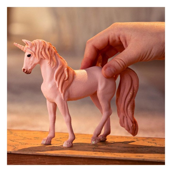 Figurine - SCHLEICH - Jument licorne Peach - Multicolore - 16x3.5x11 cm - a partir de 5 ans Figurine - SCHLEICH - Jument licorne Peach - Multicolore - 16x3.5x11 cm - a partir de 5 ans
