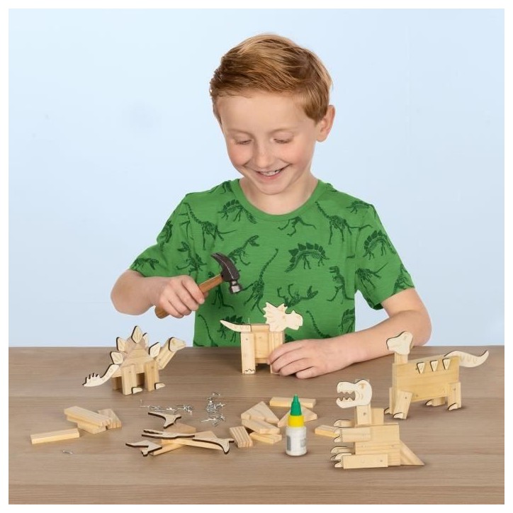 Kit de menuiserie - SES CREATIVE - Dinosaures - Avec clous et colle Kit de menuiserie - SES CREATIVE - Dinosaures - Avec clous et colle