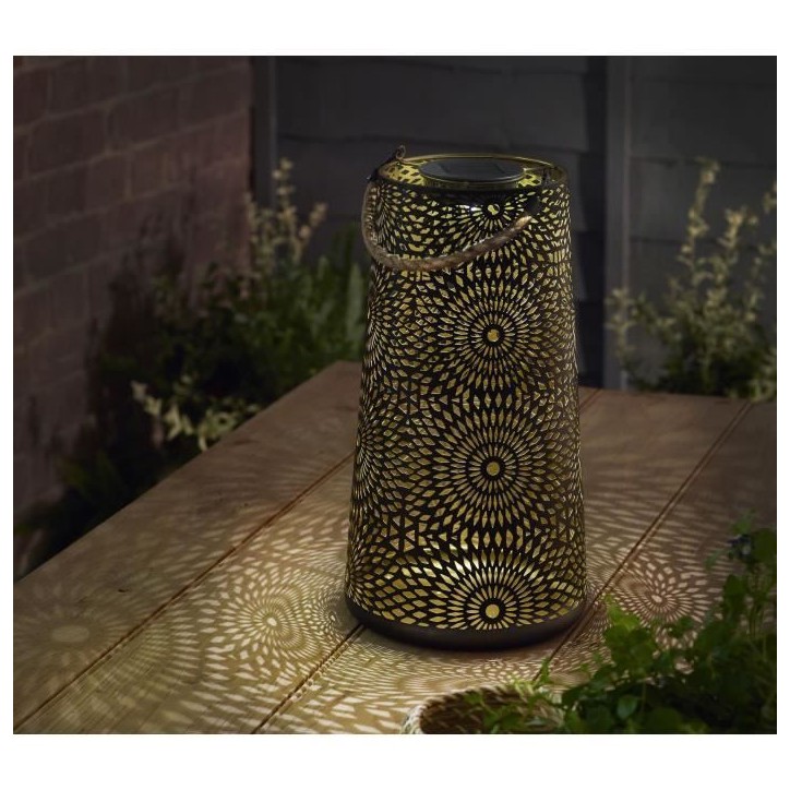 Lanterne Solaire - SMART GARDEN - Muscat XL - 5 lumens - LED blanc froid - Métal - 36.5 x 21.5 x 21.5 cm Lanterne Solaire - SMART GARDEN - Muscat XL - 5 lumens - LED blanc froid - Métal - 36.5 x 21.5 x 21.5 cm