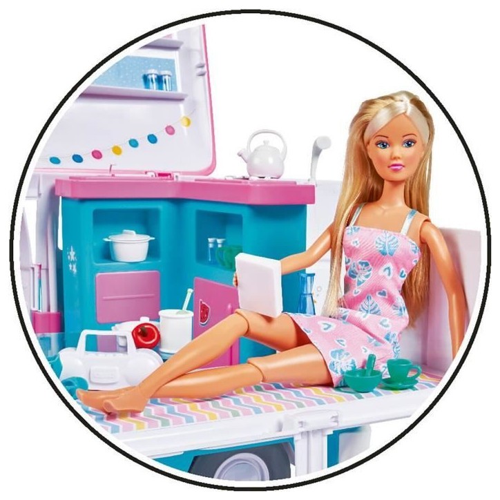 Poupée mannequin 29cm Steffi love et son camping car qui s'ouvre Poupée mannequin 29cm Steffi love et son camping car qui s'ouvre
