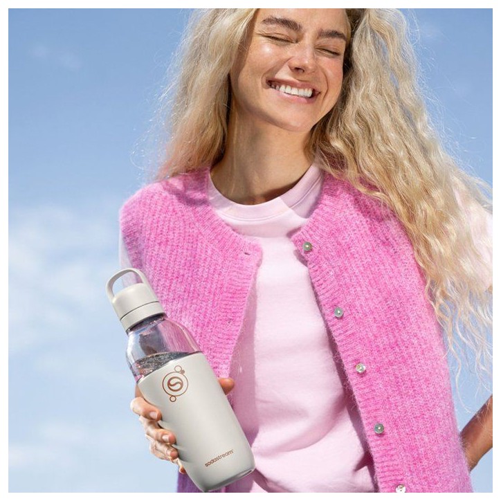 Bouteille isotherme SODASTREAM - Fizz&Go Easy-Mix - 0,71 L - Pour Machine a eau pétillante et Soda - Garde froid 6h - Sable Bouteille isotherme SODASTREAM - Fizz&Go Easy-Mix - 0,71 L - Pour Machine a eau pétillante et Soda - Garde froid 6h - Sable