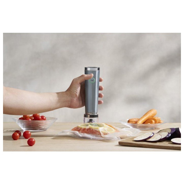 Appareil de mise sous vide portable - SOLIS - Vac Stick - sans fil rechargeable USB - aspiration 8,5 L/min - compatible accessoi Appareil de mise sous vide portable - SOLIS - Vac Stick - sans fil rechargeable USB - aspiration 8,5 L/min - compatible accessoi