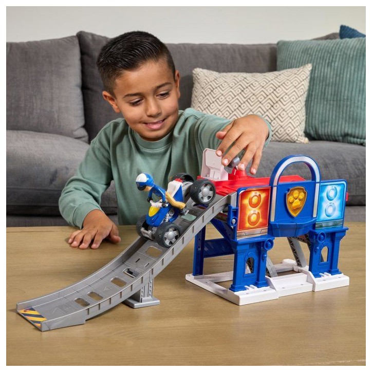 Playset lift & repair - Search & Rescue - La Pat'Patrouille Playset lift & repair - Search & Rescue - La Pat'Patrouille