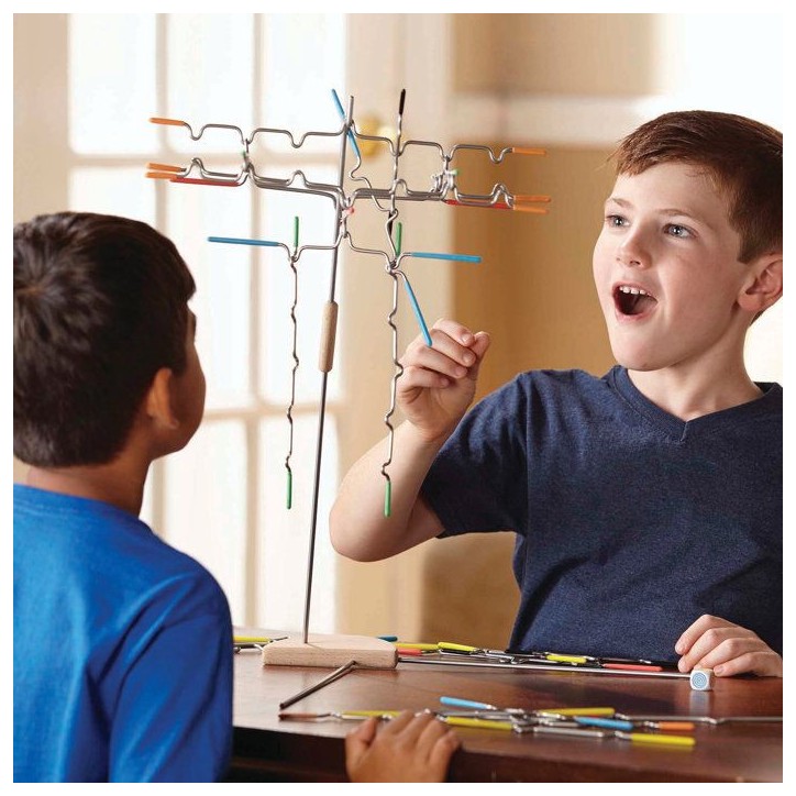 Suspend - a partir de 8 ans - 1 a 4 joueurs - Spin Master Suspend - a partir de 8 ans - 1 a 4 joueurs - Spin Master