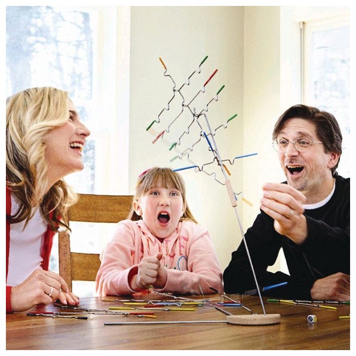 Suspend - a partir de 8 ans - 1 a 4 joueurs - Spin Master Suspend - a partir de 8 ans - 1 a 4 joueurs - Spin Master