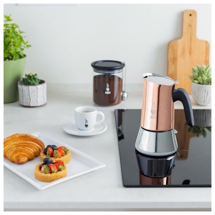 Cafetiere italienne - BIALETTI - NEW VENUS - 6 tasses - 0,24 L - Cuivre Cafetiere italienne - BIALETTI - NEW VENUS - 6 tasses - 0,24 L - Cuivre