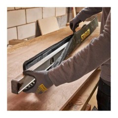 Lot Niveau + housse : /FMHT43676-1 NIVEAU TUBULAIRE 120CM FATMAX PRO/FMHT43683-1 SAC DE TRANSPORT
