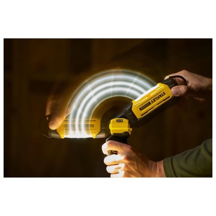 Lampe torche - 18V - STANLEY FATMAX - SFMCL050B-XJ - 3 LED - 700 lumens - Tete pivotante - Sans batterie Lampe torche - 18V - STANLEY FATMAX - SFMCL050B-XJ - 3 LED - 700 lumens - Tete pivotante - Sans batterie
