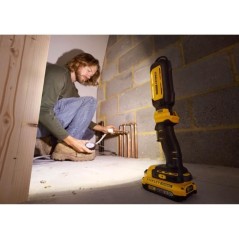 Lampe torche - 18V - STANLEY FATMAX - SFMCL050B-XJ - 3 LED - 700 lumen