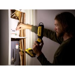 Lampe torche - 18V - STANLEY FATMAX - SFMCL050B-XJ - 3 LED - 700 lumen