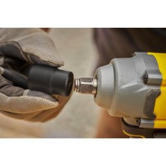Boulonneuse a choc sans fil - 18V - STANLEY FATMAX V20 - SFMCF920B-XJ