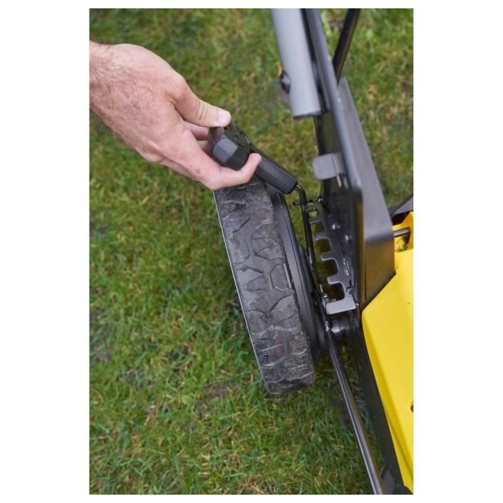 Tondeuse autopropulsée électrique sans fil - Stanley Fatmax - Brushless - SFMCMWS251M-QW - 18V - 51cm de coupe - Sans batterie