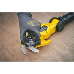 Sécateur sur perche sans fil - Stanley Fatmax - SFMCPP632B?-XJ - 18V