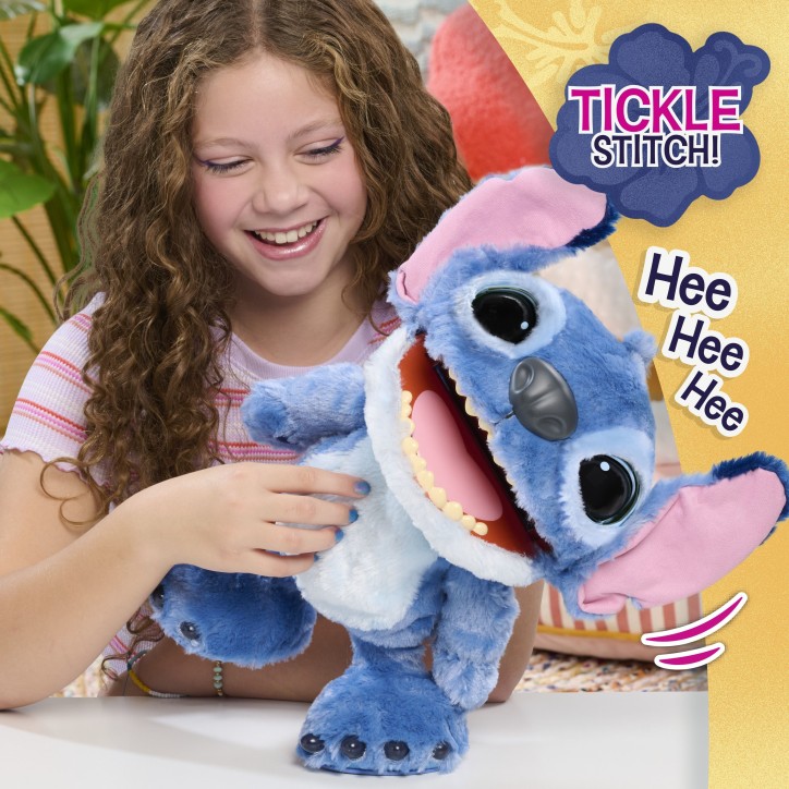 Peluche intéractive ultimate - STITCH - Live action - 23 cm - Des 5 ans Peluche intéractive ultimate - STITCH - Live action - 23 cm - Des 5 ans