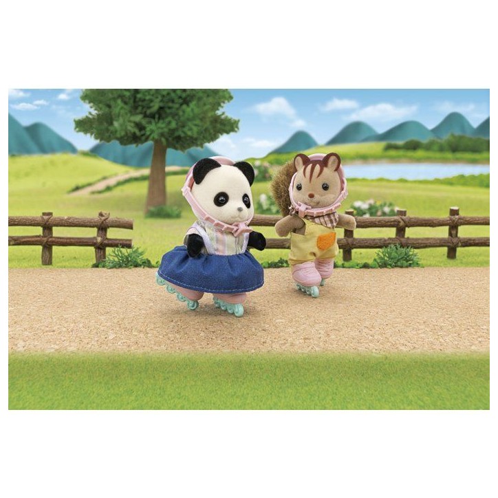 La fille panda, son vélo et sa remorque - Sylvanian Families - 5652 La fille panda, son vélo et sa remorque - Sylvanian Families - 5652