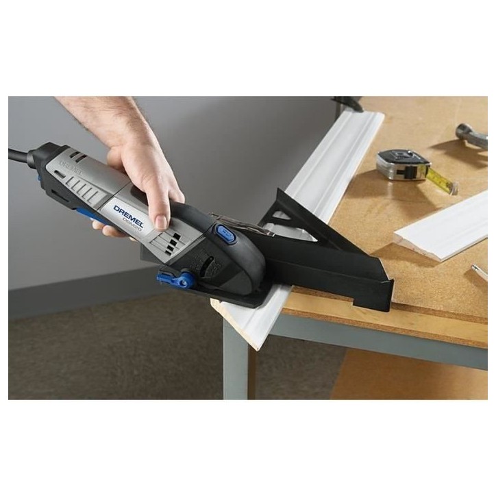 Guide de découpe DREMEL S840 - pour scie compacte DSM20 - découpes en onglet, biseau et droites Guide de découpe DREMEL S840 - pour scie compacte DSM20 - découpes en onglet, biseau et droites