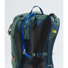 Sac a dos - THE NORTH FACE - BASIN - 24 L - Green / Dr Navy