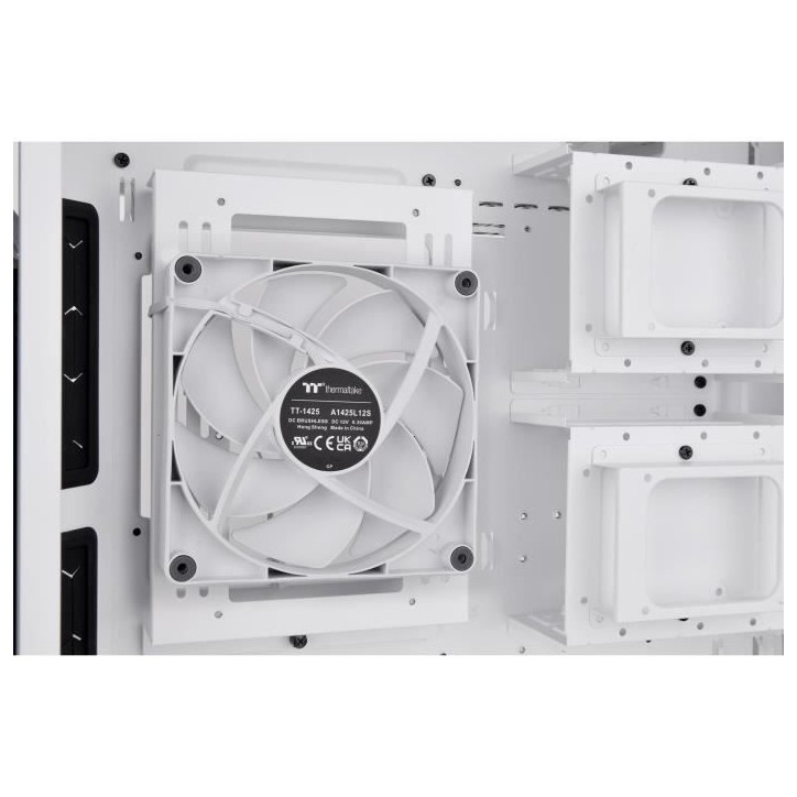 Boitier PC sans alimentation - THERMALTAKE CTE C700 TG ARGB Snow (Blanc) - GrandeTour - Format E-ATX Boitier PC sans alimentation - THERMALTAKE CTE C700 TG ARGB Snow (Blanc) - GrandeTour - Format E-ATX