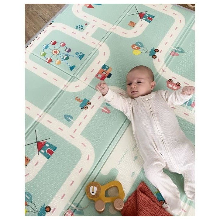 Maxi tapis d'éveil réversible - TINEO - 150 x 180 cm - Facade animaux / Circuit de voitures Maxi tapis d'éveil réversible - TINEO - 150 x 180 cm - Facade animaux / Circuit de voitures