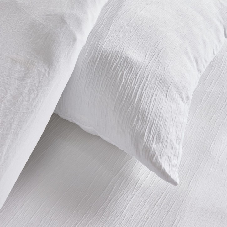 Parure de lit - TODAY - Essential - 2 personnes - 220 x 240 cm - Effet crépon blanc Parure de lit - TODAY - Essential - 2 personnes - 220 x 240 cm - Effet crépon blanc