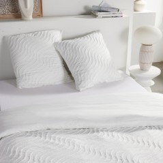Parure de lit - TODAY - Essential - 2 personnes - 220 x 240 cm - Effet tufté vague blanc