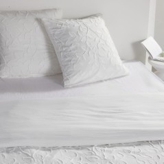 Parure de lit - TODAY - Essential - 2 personnes - 220 x 240 cm - Effet tufté floral blanc