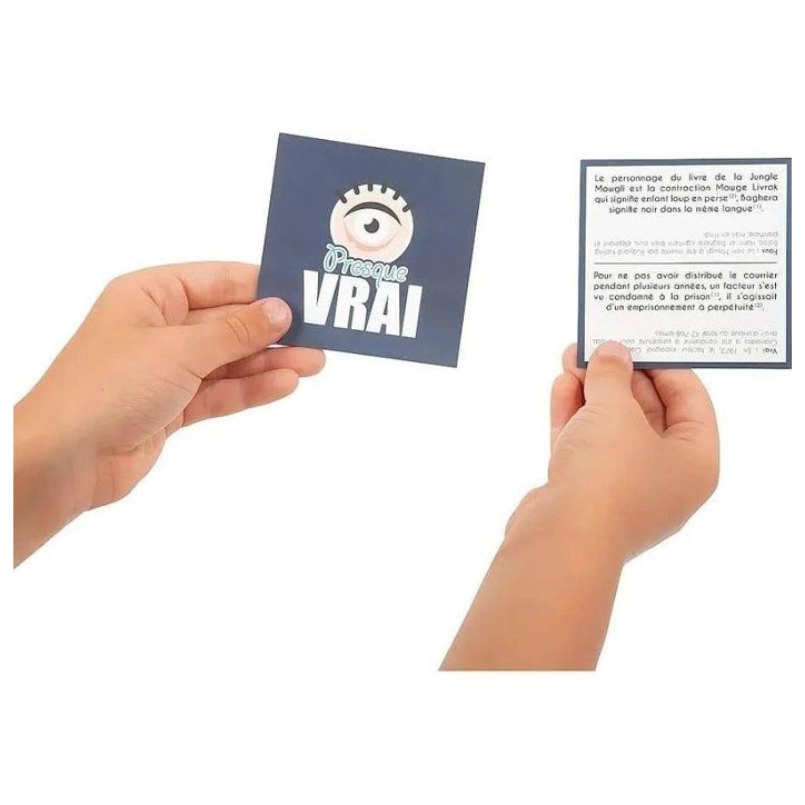PRESQUE VRAI - Jeu de société - TOPI GAMES - 2 a 10 joueurs - Des 12 ans PRESQUE VRAI - Jeu de société - TOPI GAMES - 2 a 10 joueurs - Des 12 ans