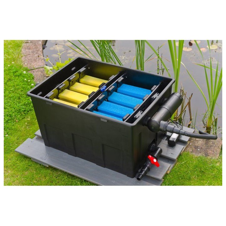 Filtre gravitaire pour bassin - UBBINK - SmartClear 12000 BasicSet - UV-C 18W - Contenance 120 L - 12000-24000 L Filtre gravitaire pour bassin - UBBINK - SmartClear 12000 BasicSet - UV-C 18W - Contenance 120 L - 12000-24000 L