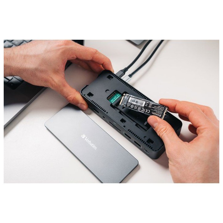 Station d'accueil portable USB-C 3.2 - VERBATIM - Pro CDS-15SSD - Avec SSD 256 Go inclus - Gris Station d'accueil portable USB-C 3.2 - VERBATIM - Pro CDS-15SSD - Avec SSD 256 Go inclus - Gris