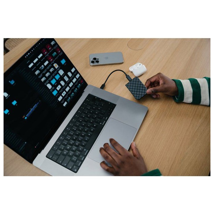 Disque SSD externe - VERBATIM - Store'N'Go Mini Diamond - 2 To - Noir Disque SSD externe - VERBATIM - Store'N'Go Mini Diamond - 2 To - Noir