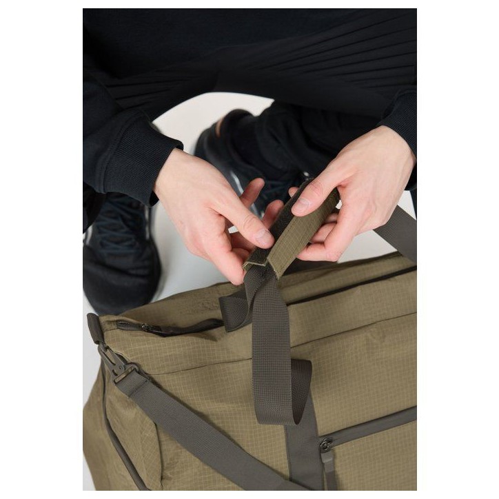 Sac de Sport - VIRTUS - Tissu Ripstop - Vinston - Imperméable - Kaki Sac de Sport - VIRTUS - Tissu Ripstop - Vinston - Imperméable - Kaki