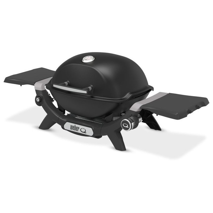 Barbecue a gaz - Weber - Q1200N - 2,94kW - 1 brûleur en acier inoxydable - Deux tablettes d'appoint - Fonte émaillée- Noir Barbecue a gaz - Weber - Q1200N - 2,94kW - 1 brûleur en acier inoxydable - Deux tablettes d'appoint - Fonte émaillée- Noir