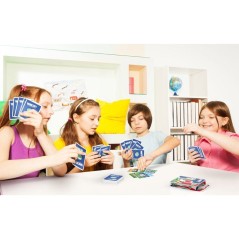 WHOT! World Football Stars - Jeu de société - WINNING MOVES - 2 a 6