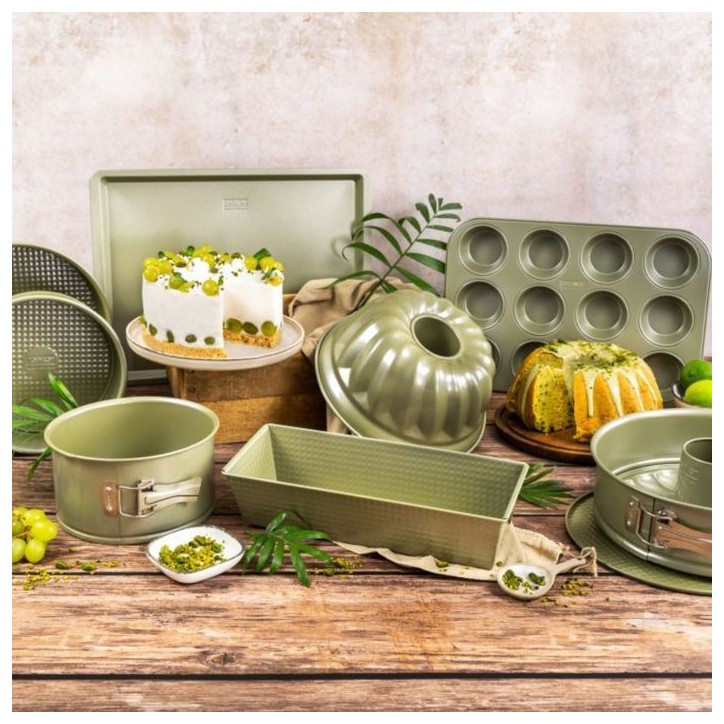 Ensemble de 3 moules a gâteaux - ZENKER - Green Vision - 18 a 30 cm Ensemble de 3 moules a gâteaux - ZENKER - Green Vision - 18 a 30 cm