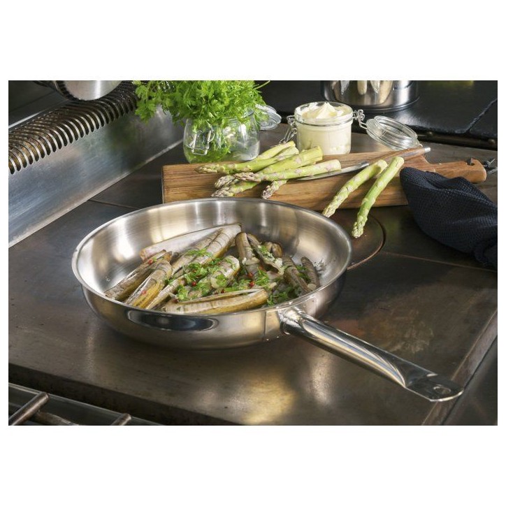 Poele - BAUMALU - Ligne Professionnelle 28 - Inox - Large diametre - Haute résistance
