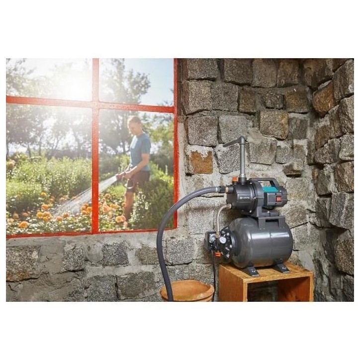 GARDENA Groupe de surpression 3700/4 – 800W – Débit max 3700l/h & pression max 4.1bar – Extension de garantie 5 ans (9023