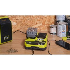 RYOBI Chargeur rapide 18V ONE+ recharge batterie 8Ah en 1h - sans batt