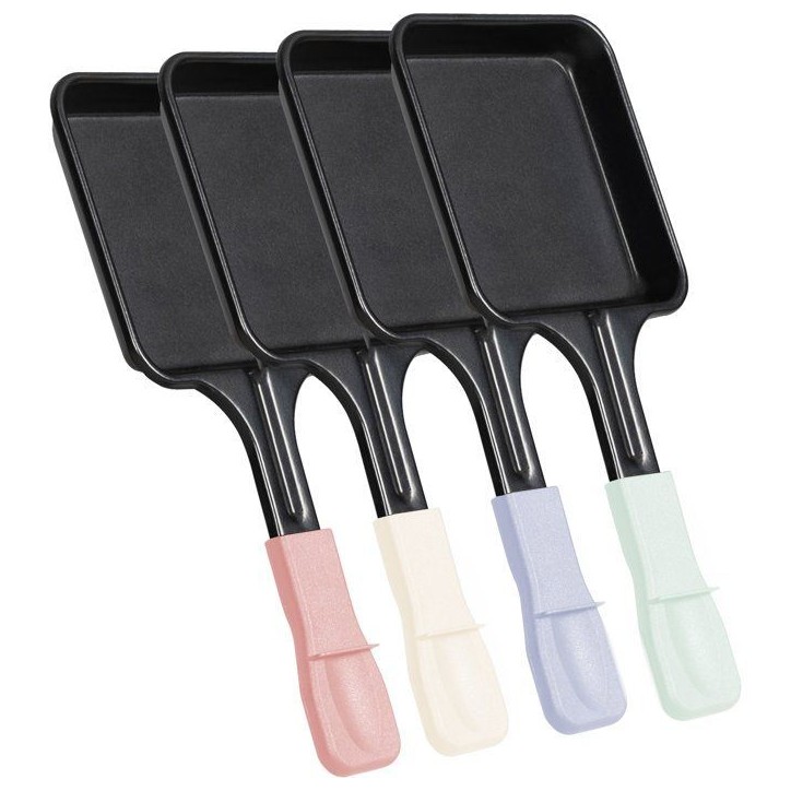 Lot de 4 caquelons a raclette - LIVOO - MEN438 - revetement antiadhésif sans PFAS - 8 x 8 cm - compatibles appareils a raclette Lot de 4 caquelons a raclette - LIVOO - MEN438 - revetement antiadhésif sans PFAS - 8 x 8 cm - compatibles appareils a raclette