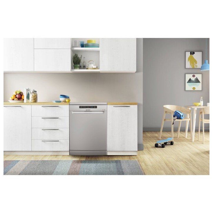 Lave-vaisselle pose libre INDESIT I3FL634OS - 14 couverts - L60cm - 44 dB - Autodoor - Silver Lave-vaisselle pose libre INDESIT I3FL634OS - 14 couverts - L60cm - 44 dB - Autodoor - Silver